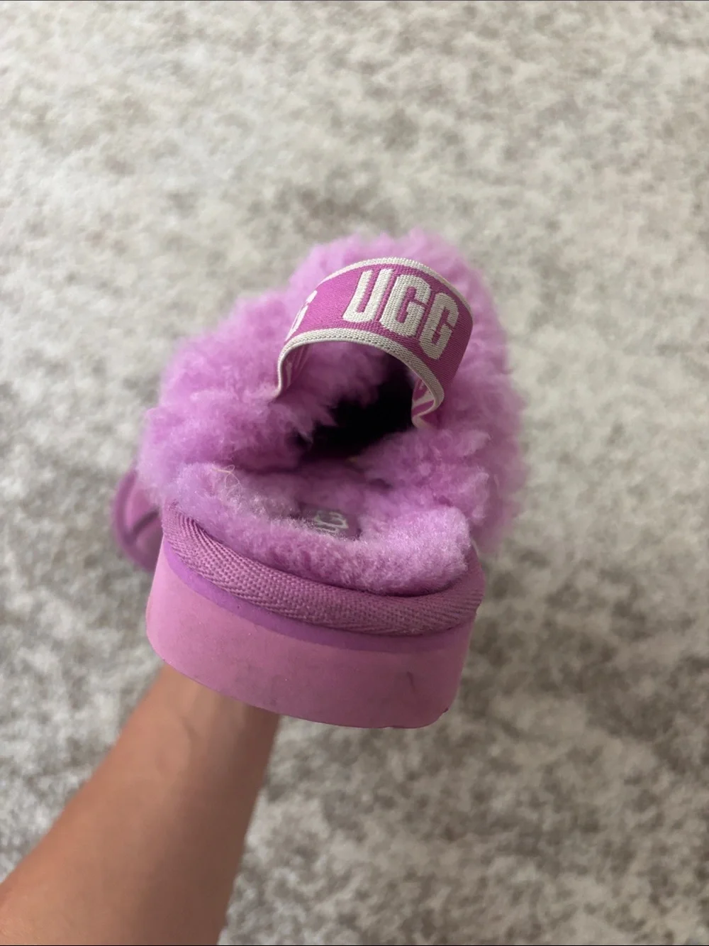 UGG soft slip